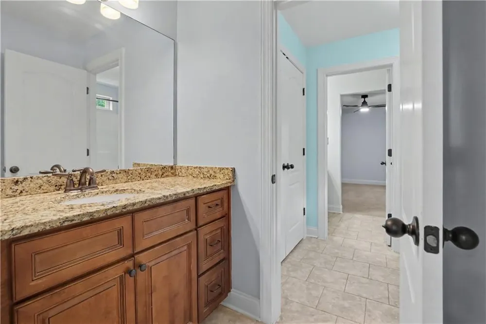 211 Dakotahs Bend Newnan, GA 30263