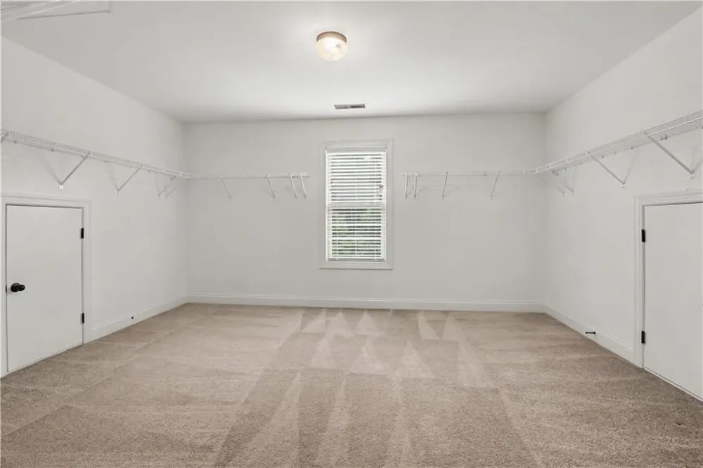 211 Dakotahs Bend Newnan, GA 30263