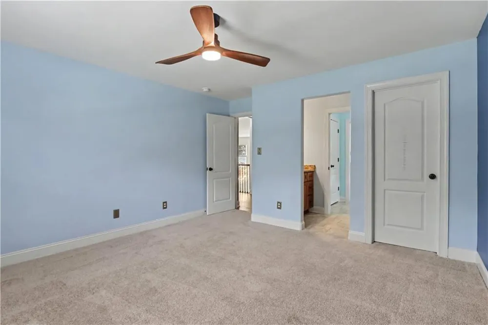 211 Dakotahs Bend Newnan, GA 30263