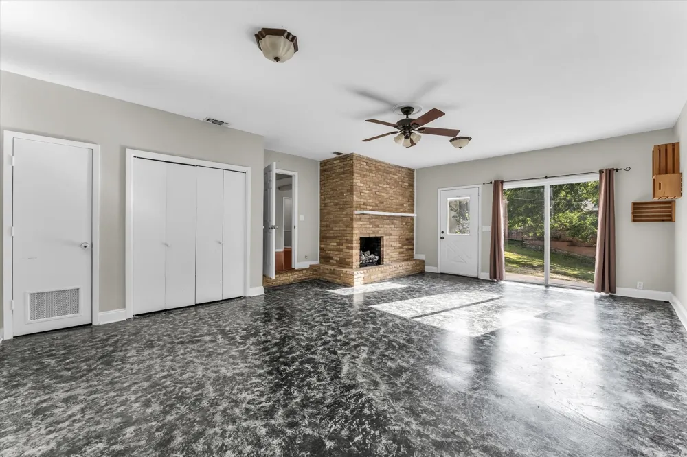 9730 Timberview Drive Woodway, TX 76712
