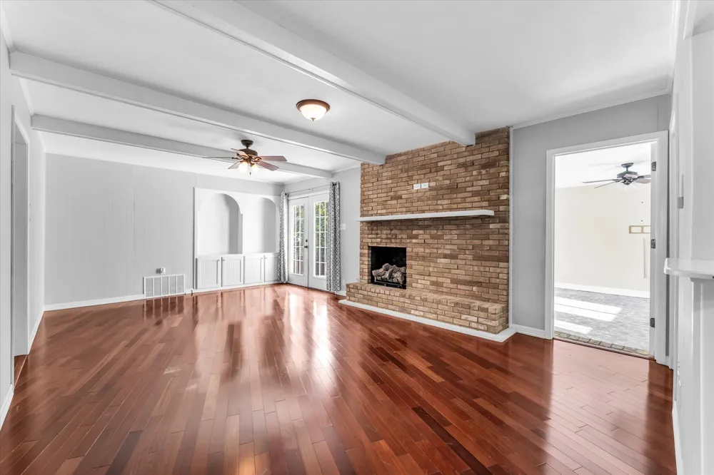 9730 Timberview Drive Woodway, TX 76712