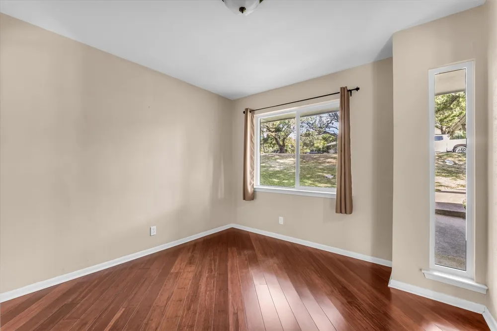 9730 Timberview Drive Woodway, TX 76712
