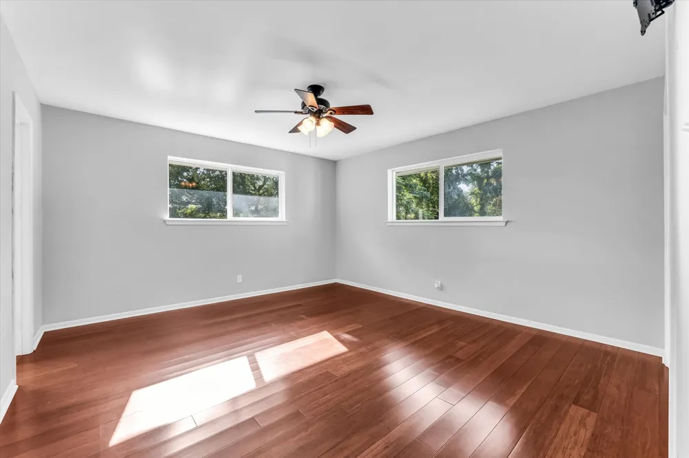 9730 Timberview Drive Woodway, TX 76712