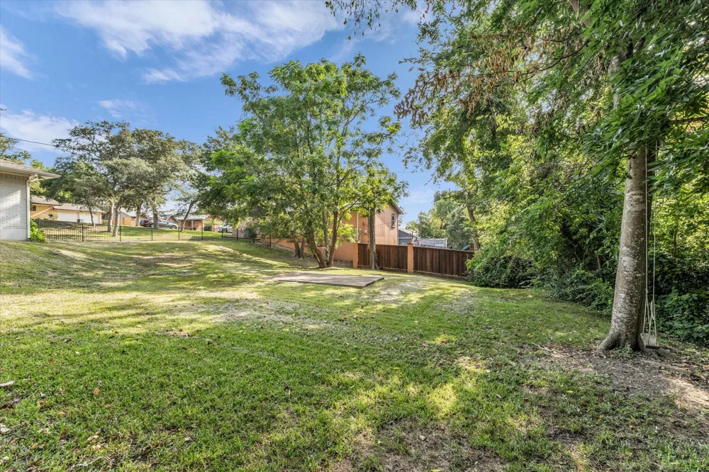 9730 Timberview Drive Woodway, TX 76712