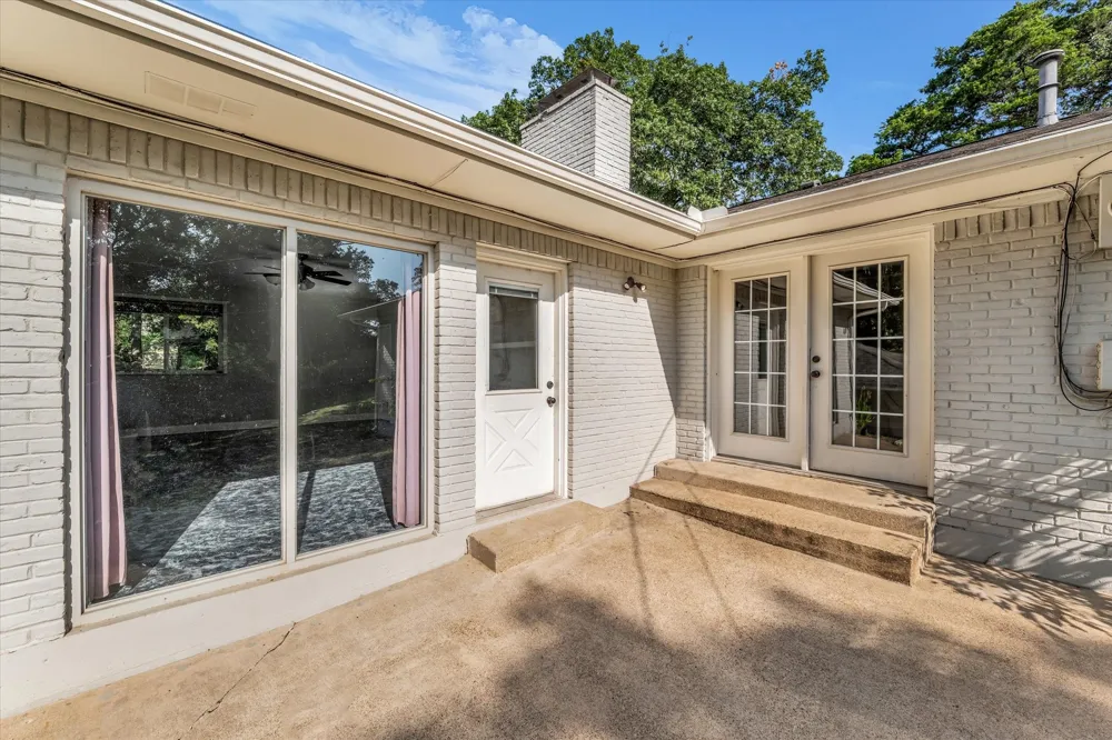 9730 Timberview Drive Woodway, TX 76712