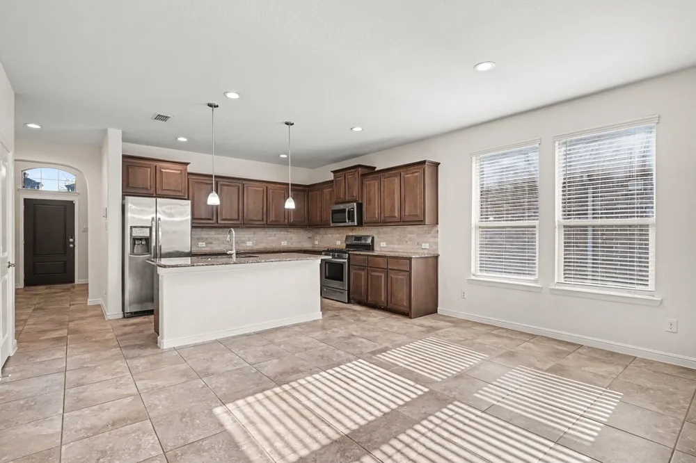 729 Rebecca Lane Saginaw, TX 76131