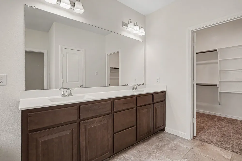 729 Rebecca Lane Saginaw, TX 76131