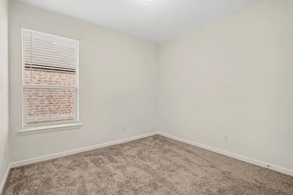 729 Rebecca Lane Saginaw, TX 76131