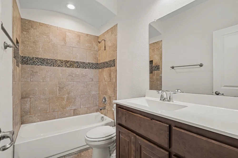 729 Rebecca Lane Saginaw, TX 76131