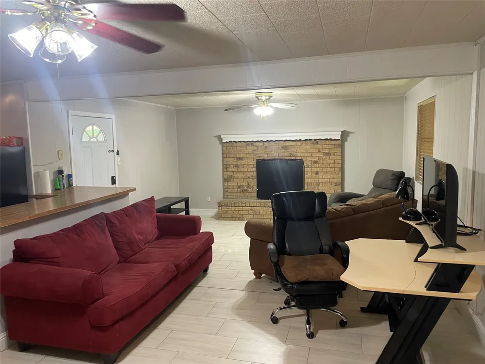 114 Crestridge Drive Hutchins, TX 75141