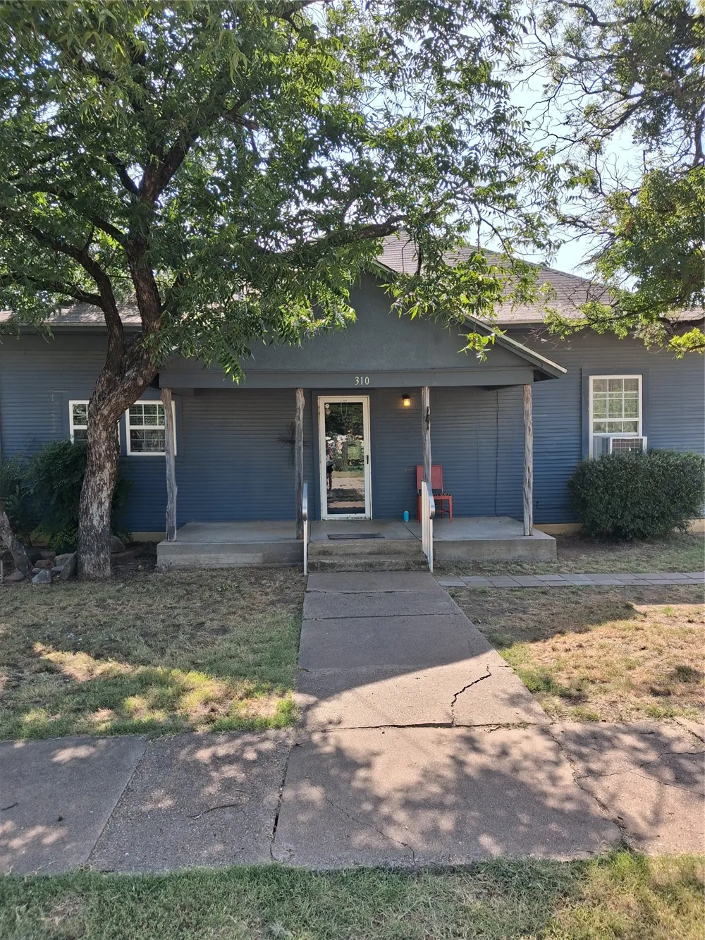 310 Trinity Street Coleman, TX 76834
