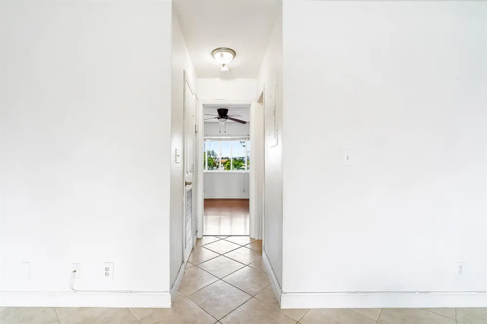 2895 NE 32ND STREET #207 Fort Lauderdale, FL 33306