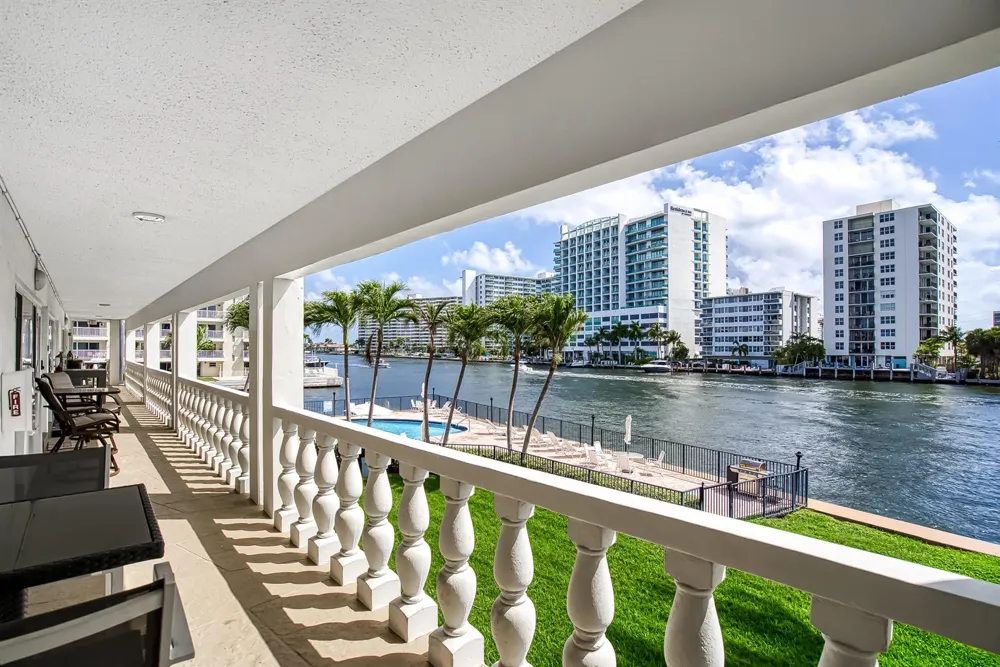 2895 NE 32ND STREET #207 Fort Lauderdale, FL 33306