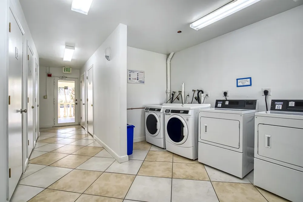 2895 NE 32ND STREET #207 Fort Lauderdale, FL 33306