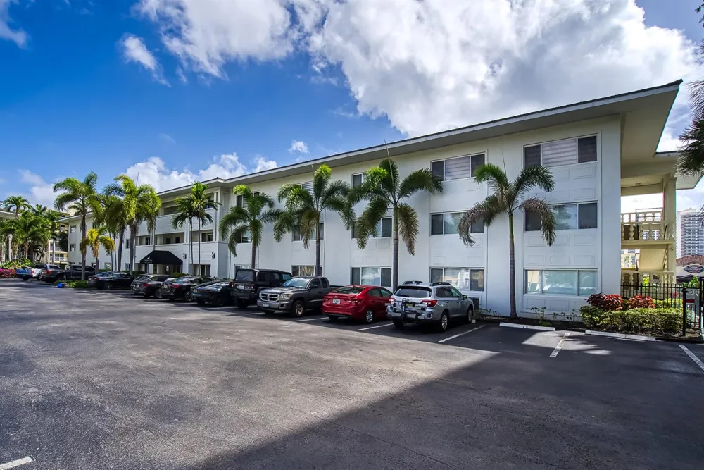 2895 NE 32ND STREET #207 Fort Lauderdale, FL 33306