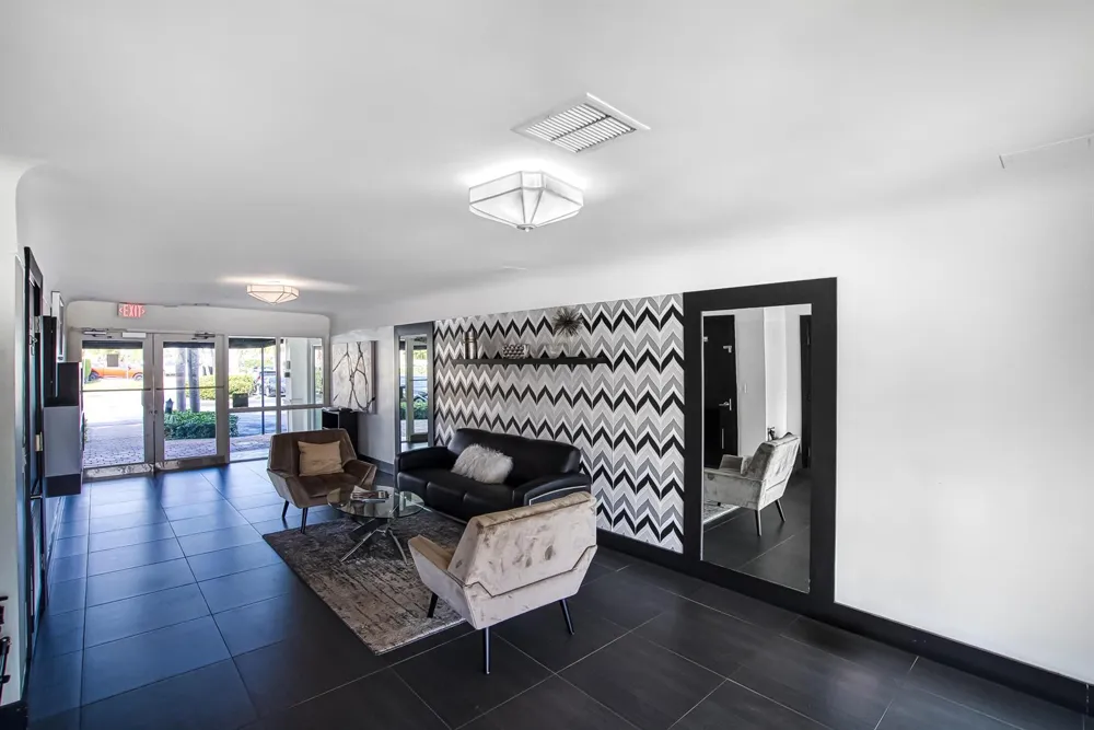 2895 NE 32ND STREET #207 Fort Lauderdale, FL 33306