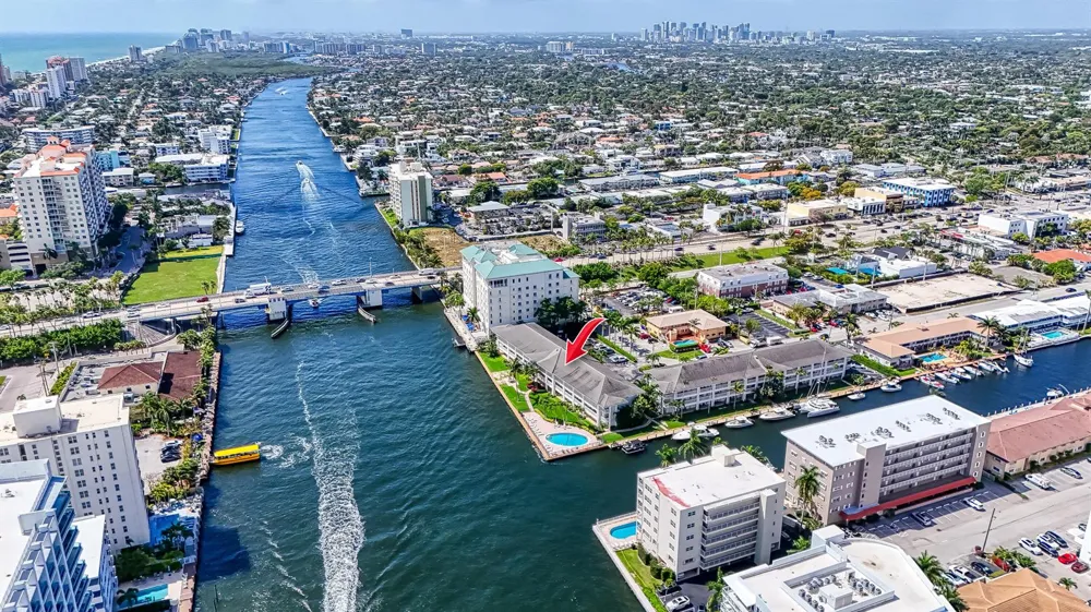 2895 NE 32ND STREET #207 Fort Lauderdale, FL 33306