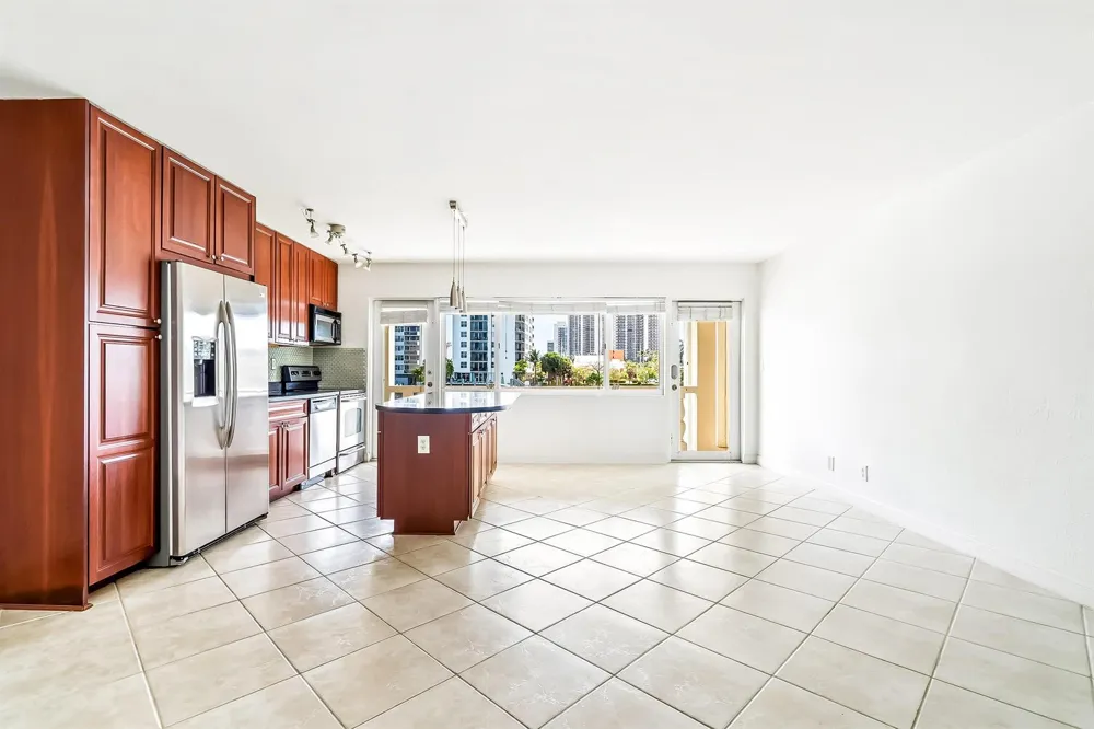 2895 NE 32ND STREET #207 Fort Lauderdale, FL 33306