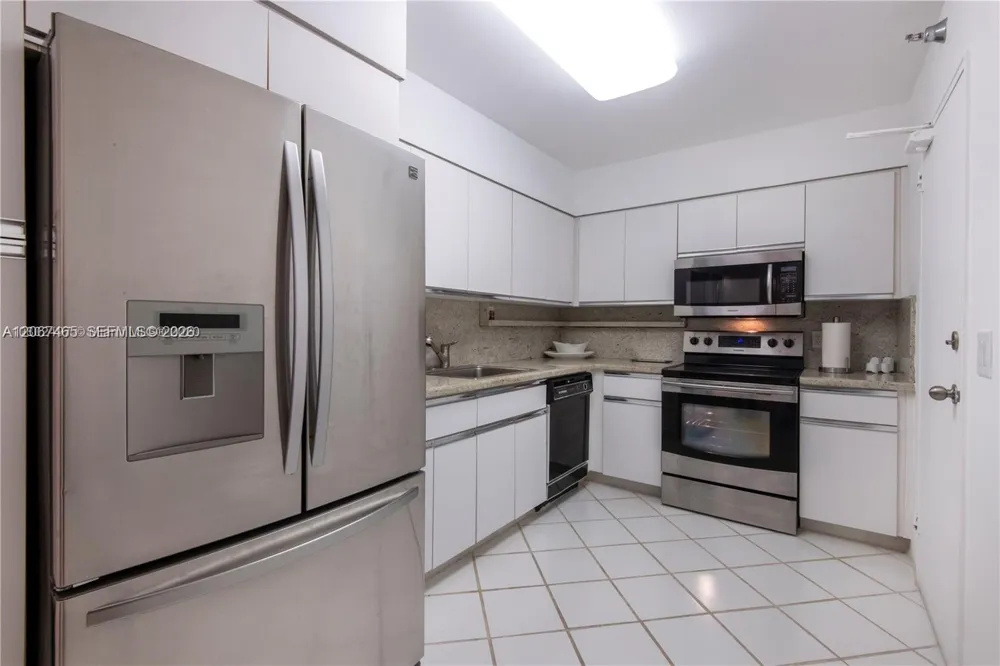 10185 Collins Ave #1416 Bal Harbour, FL 33154