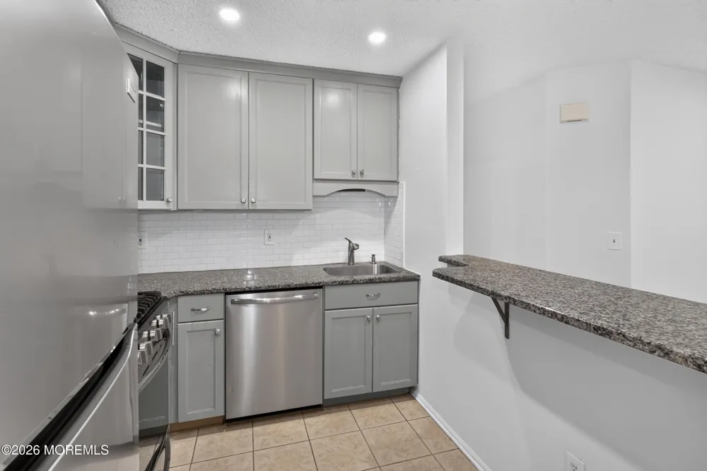92 Des Moines Court Tinton Falls, NJ 07712