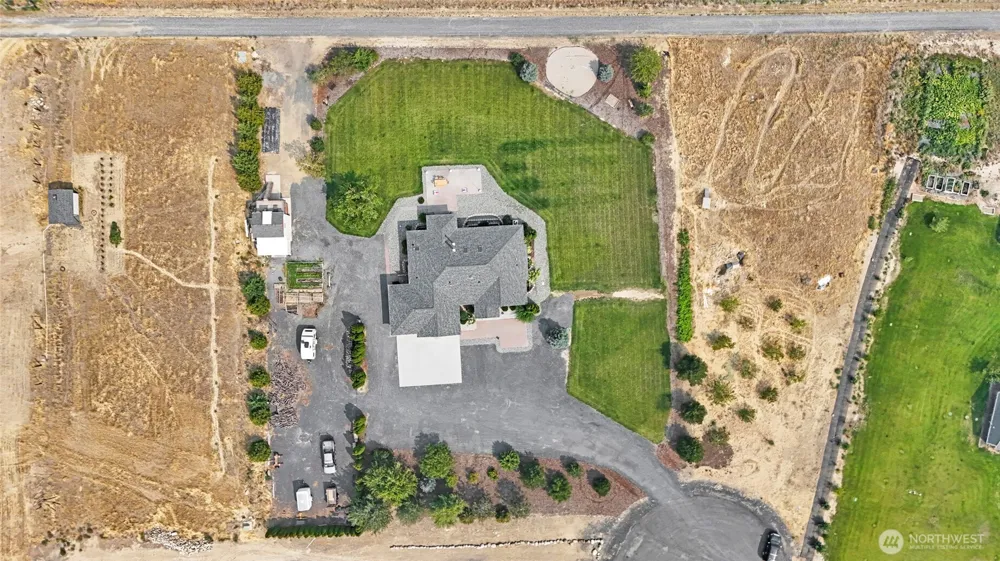 5165 Road E.7 NE Moses Lake, WA 98837