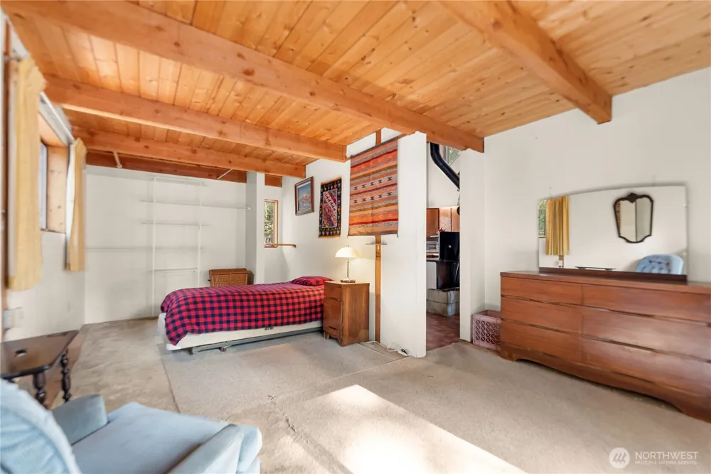 11 Susan Road Mazama, WA 98834