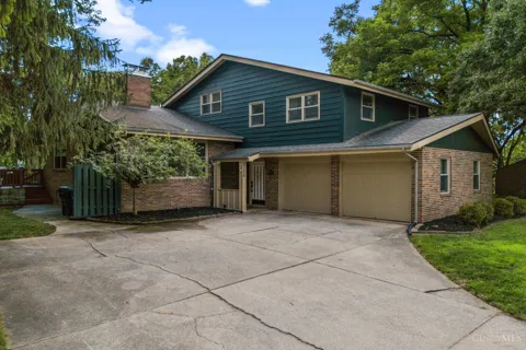 1156 Warren Drive