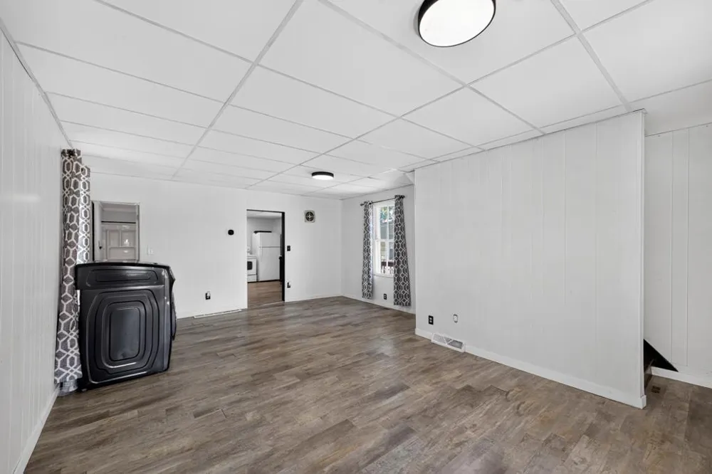556 W 5th Street Winona, MN 55987