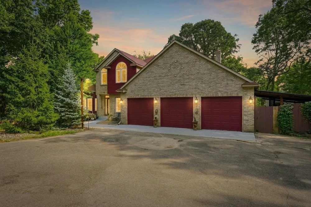 14028 Furlong Trail Hastings, MN 55033