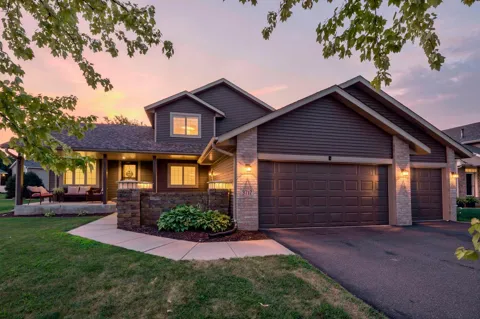 3717 90th Crescent