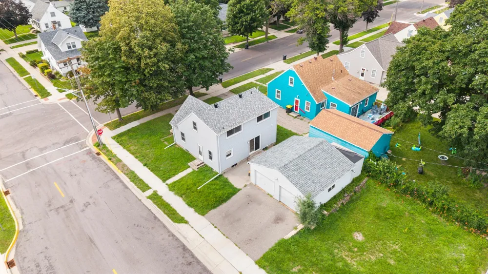 802 Center Street North Mankato, MN 56003