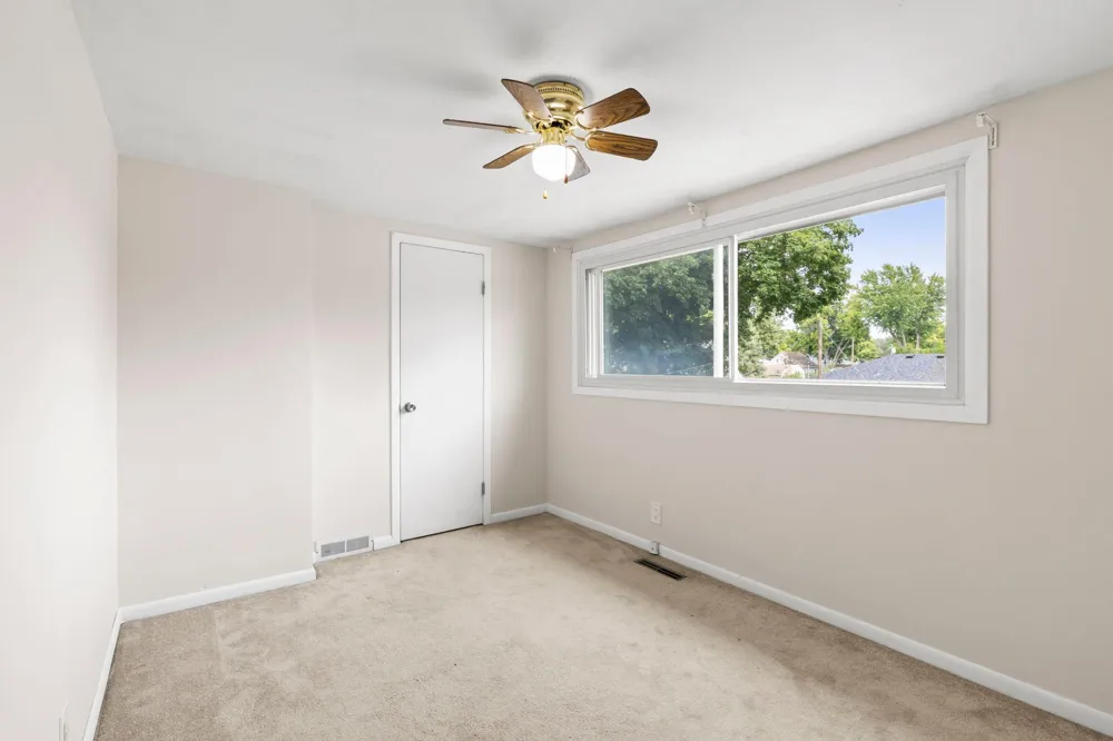 802 Center Street North Mankato, MN 56003