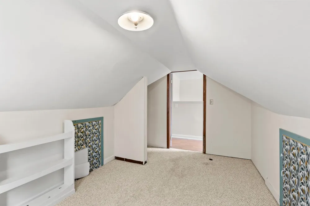 802 Center Street North Mankato, MN 56003