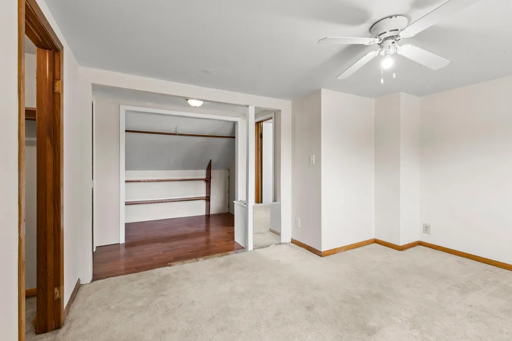 802 Center Street North Mankato, MN 56003