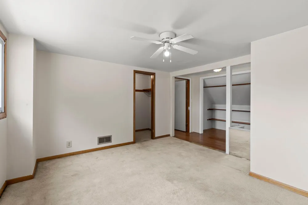802 Center Street North Mankato, MN 56003
