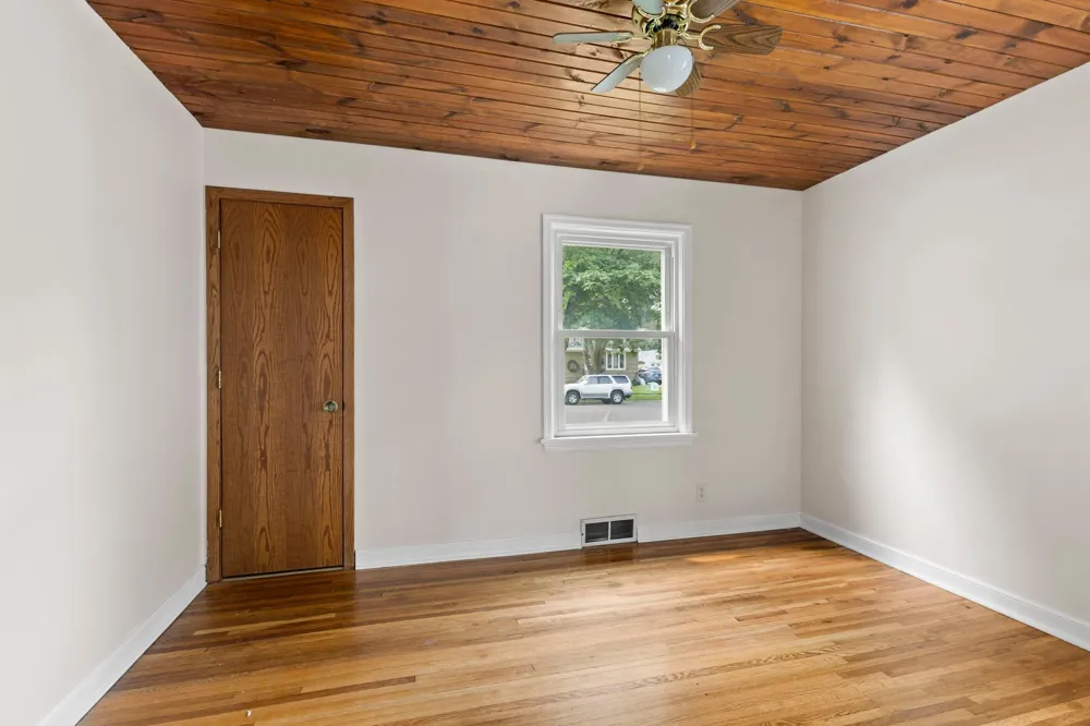 802 Center Street North Mankato, MN 56003