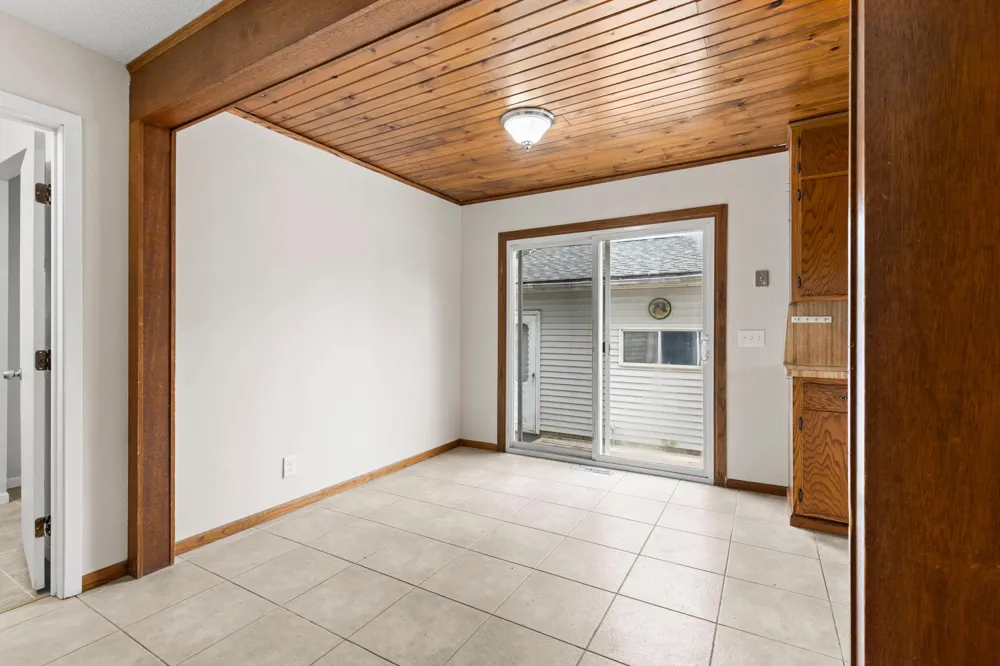 802 Center Street North Mankato, MN 56003