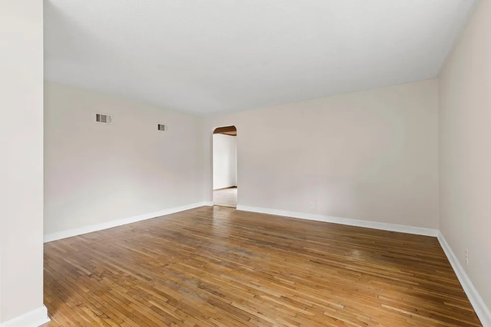 802 Center Street North Mankato, MN 56003