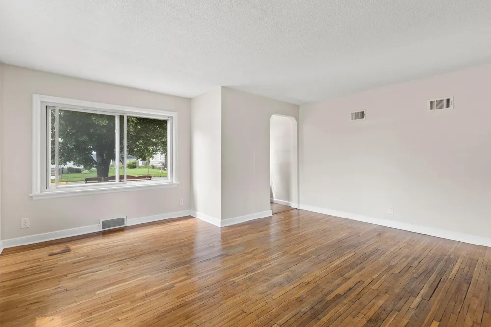 802 Center Street North Mankato, MN 56003
