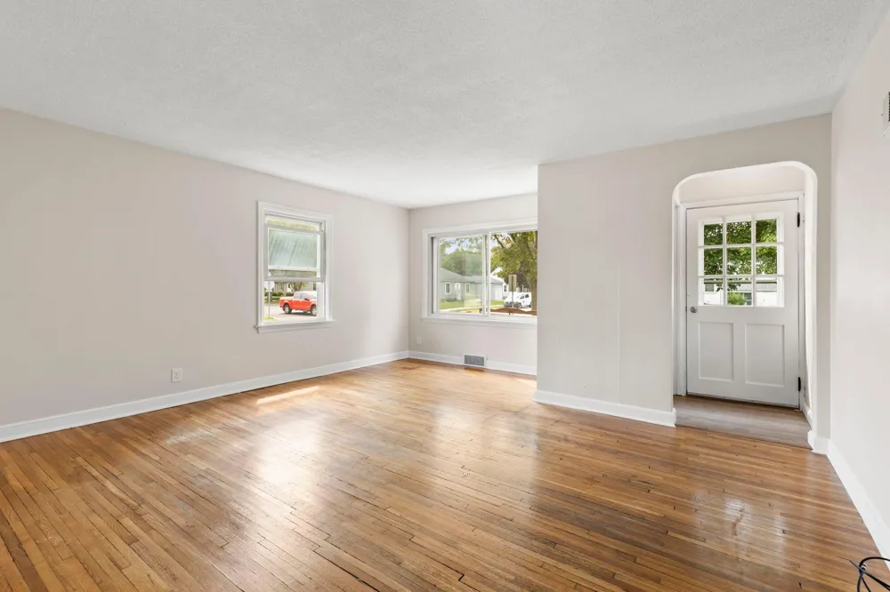 802 Center Street North Mankato, MN 56003