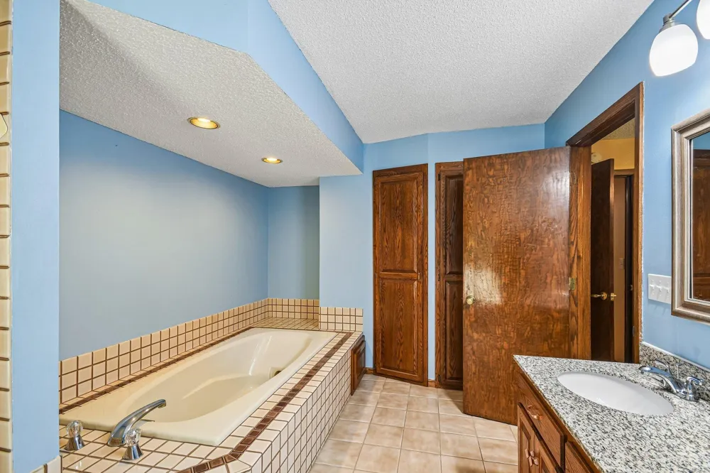 3370 191st Lane NW Oak Grove, MN 55303