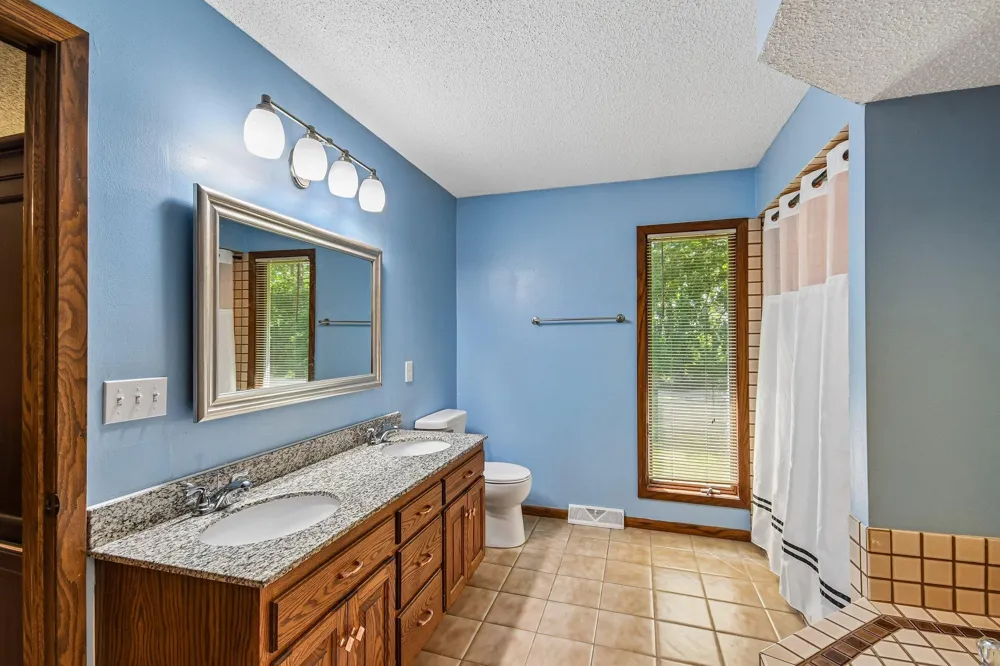 3370 191st Lane NW Oak Grove, MN 55303