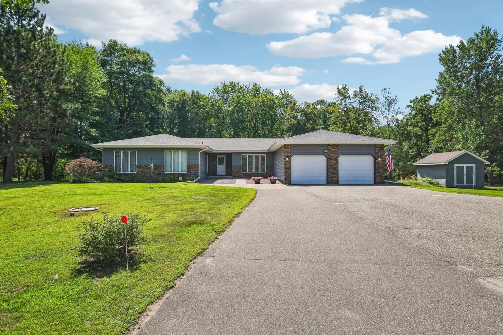 3370 191st Lane NW Oak Grove, MN 55303