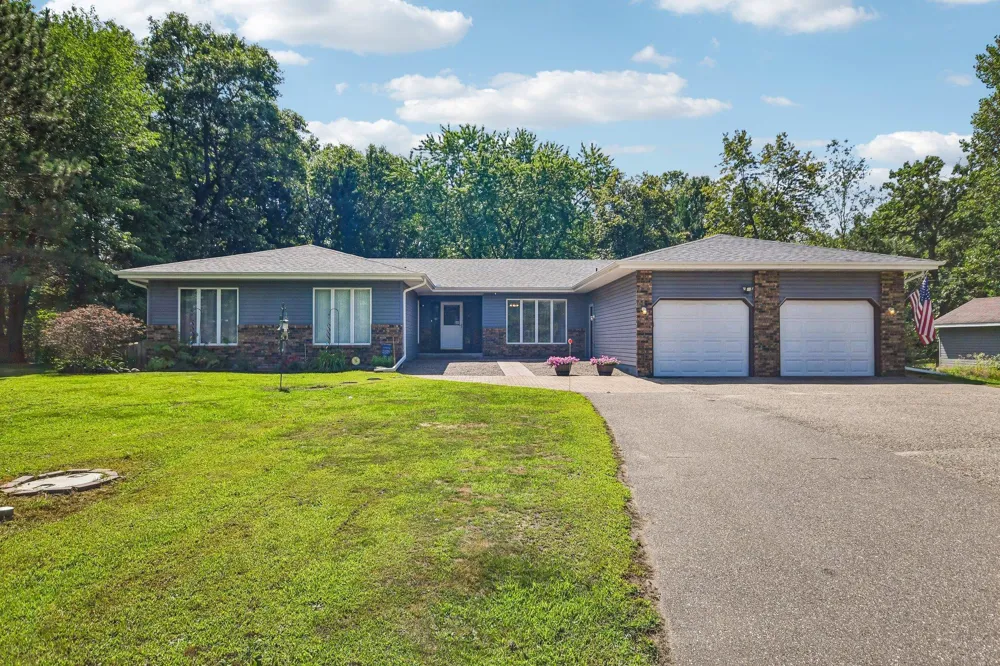3370 191st Lane NW Oak Grove, MN 55303