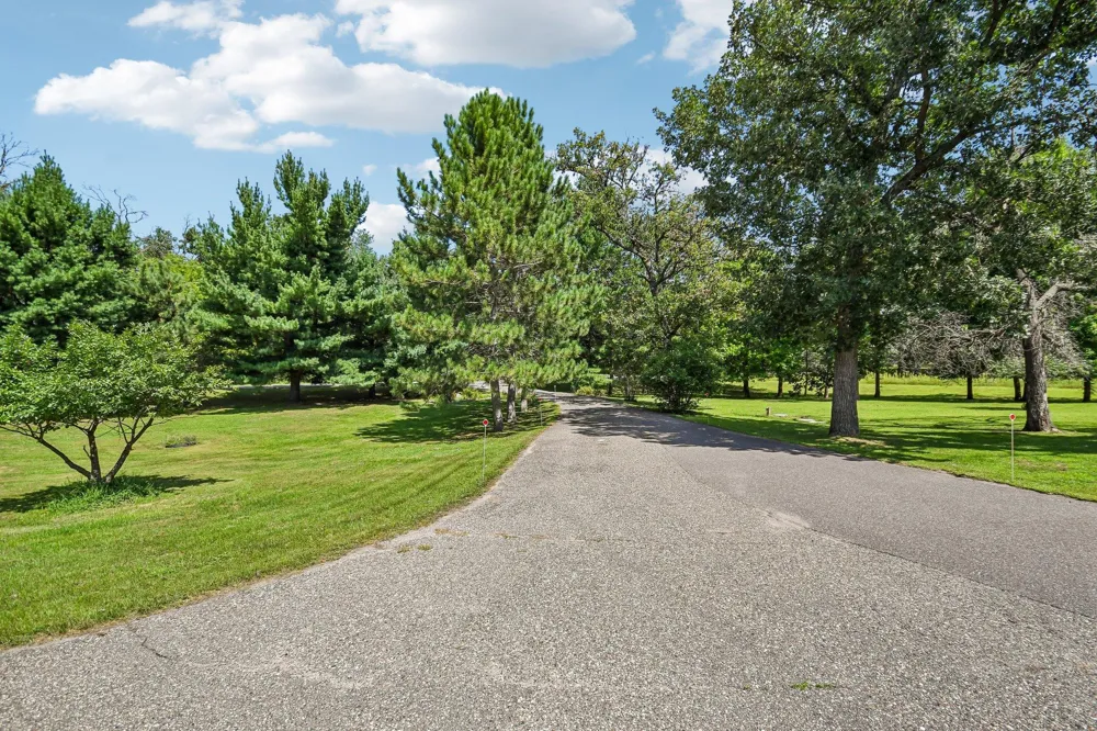 3370 191st Lane NW Oak Grove, MN 55303