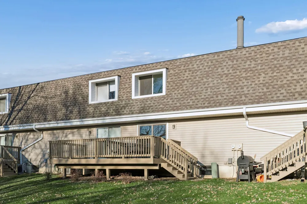 411 Dorland Place Maplewood, MN 55119