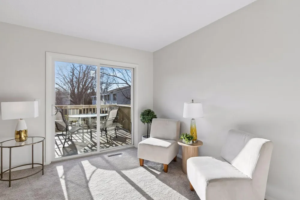 411 Dorland Place Maplewood, MN 55119