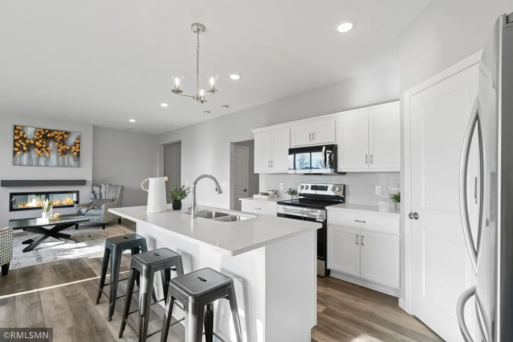 16588 Ulysses Street NW Elk River, MN 55330