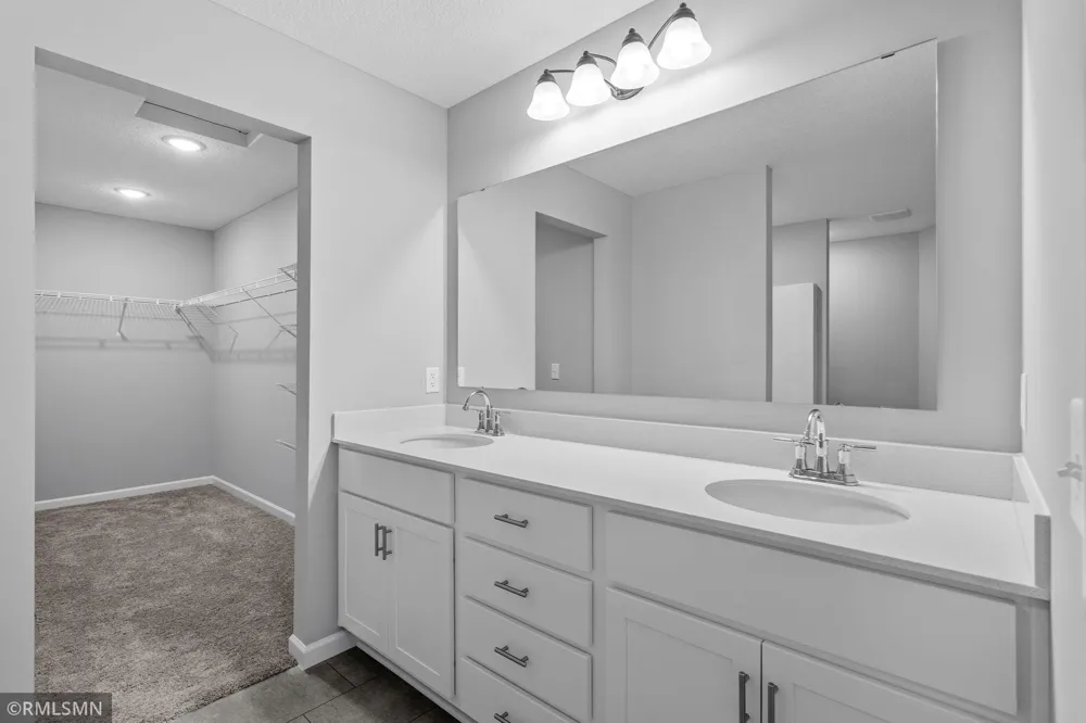 16590 Ulysses Street NW Elk River, MN 55330