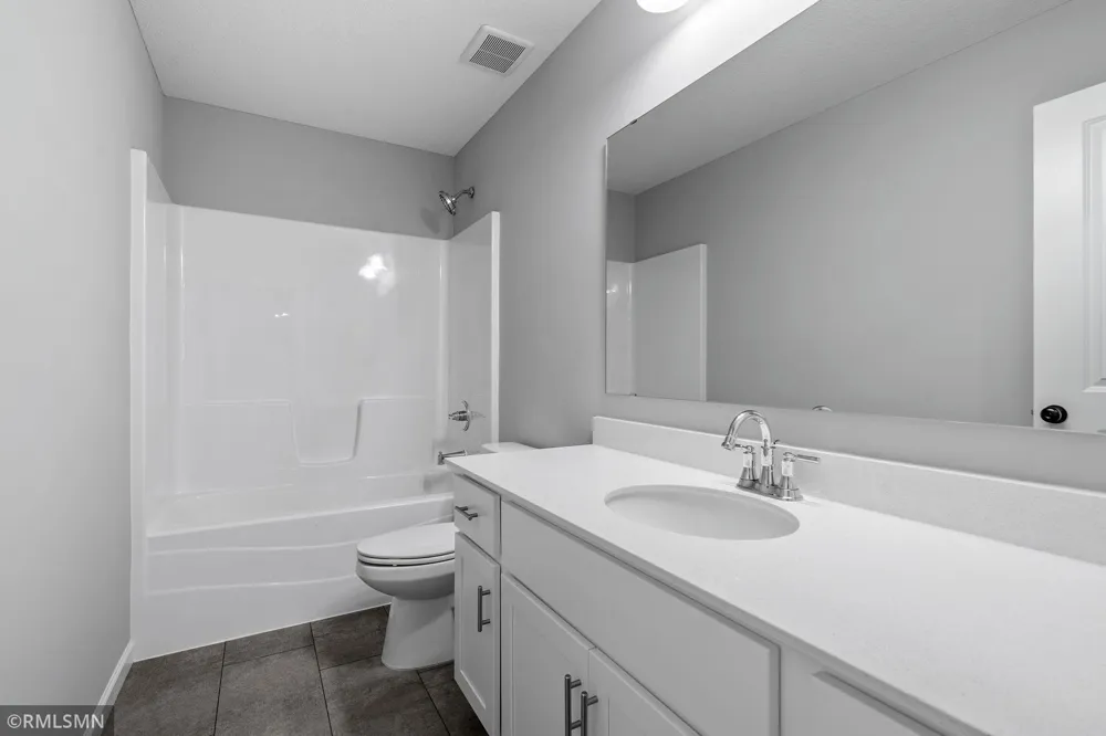 16590 Ulysses Street NW Elk River, MN 55330
